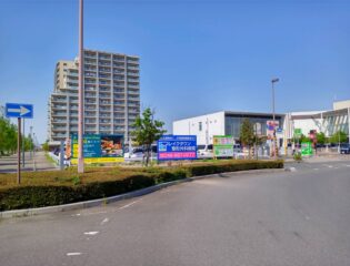 パーキングスポットレイクタウン