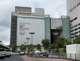 川崎ルフロン 地下駐車場