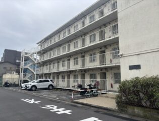 サンハイツ川口前川